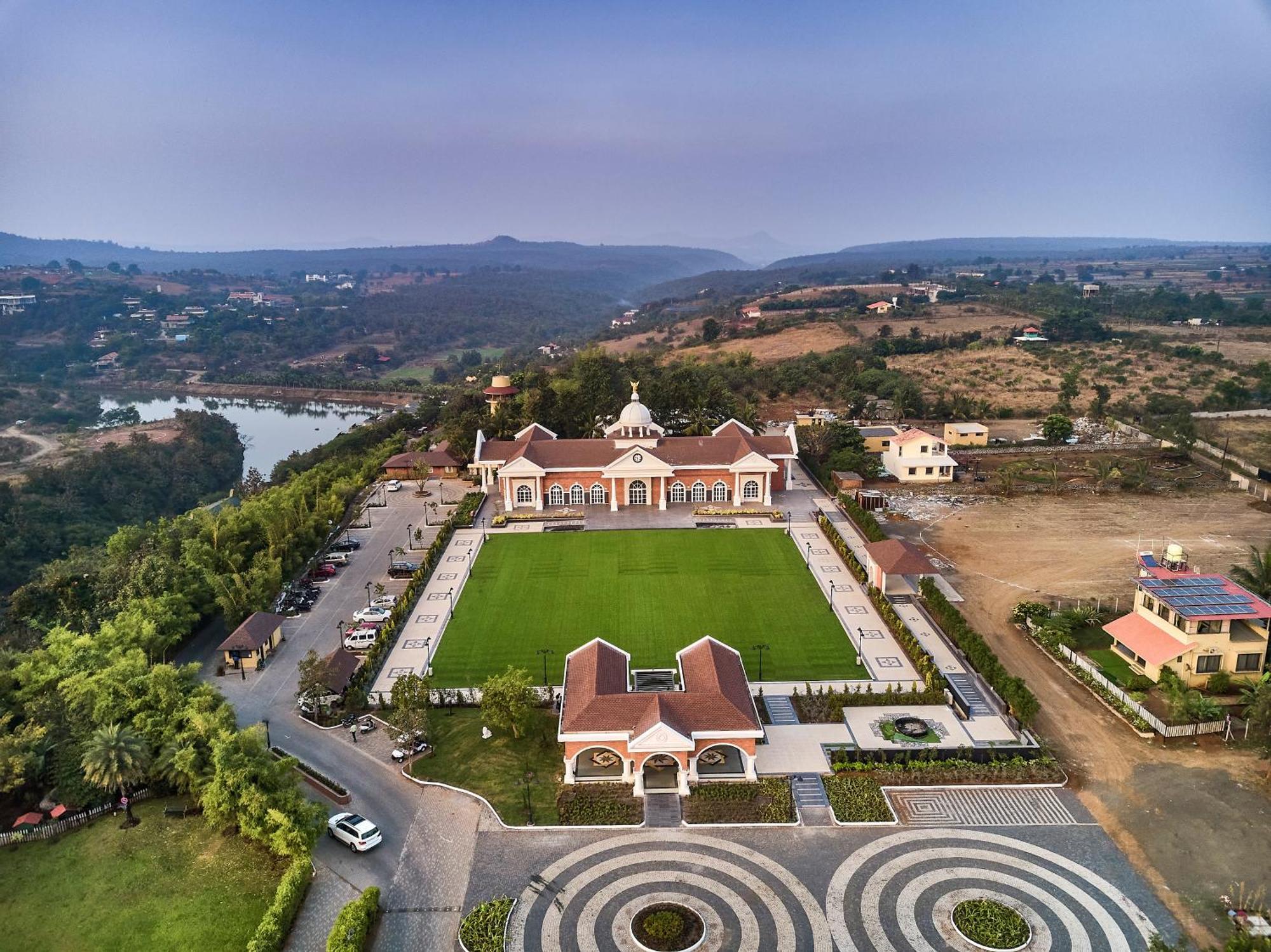 Grape County Eco Resort & Spa, Nashik Exterior foto