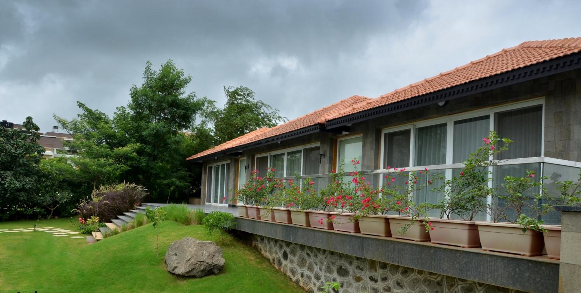 Grape County Eco Resort & Spa, Nashik Exterior foto